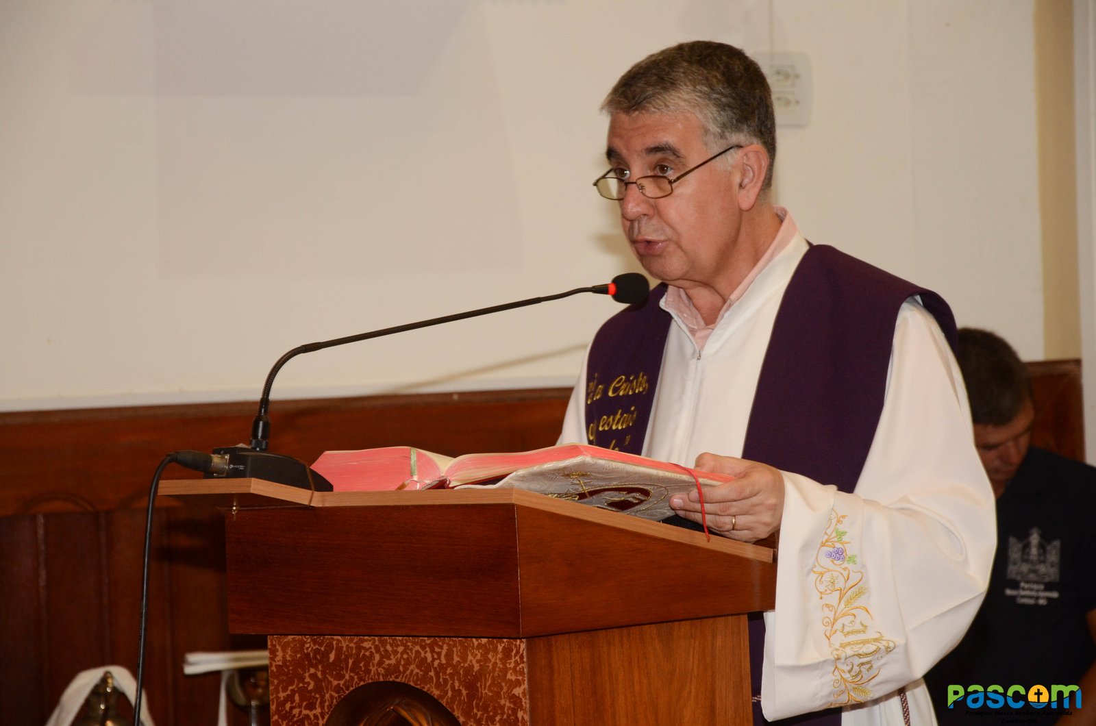 Entrega Cirio Pascal 2025 as comunidades